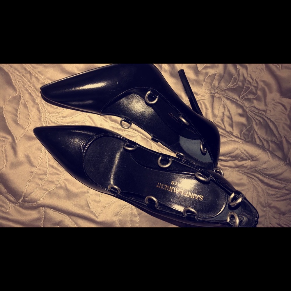 Yves Saint Laurent black leather heels